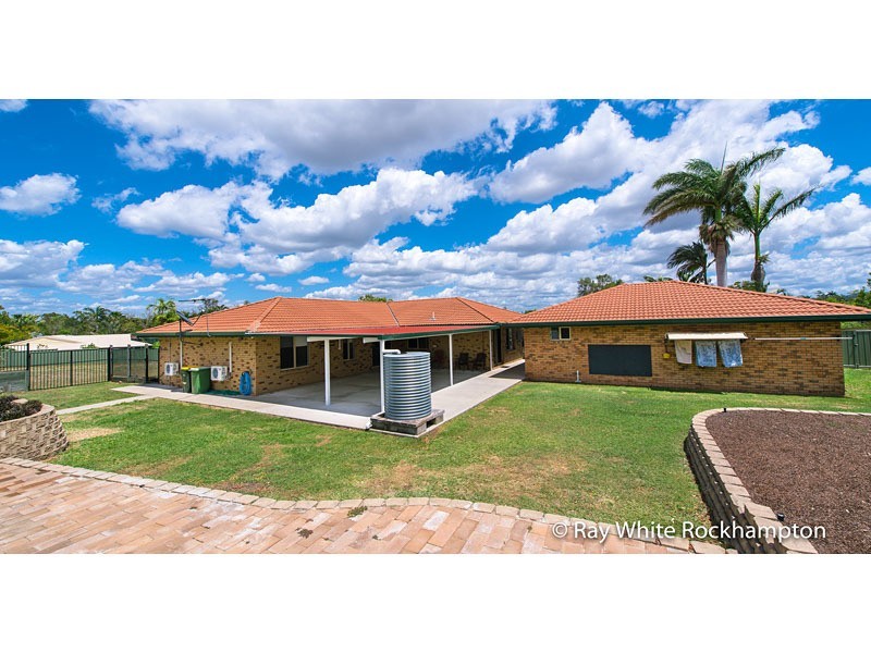 7 Hendy Drive, Glenlee QLD 4711