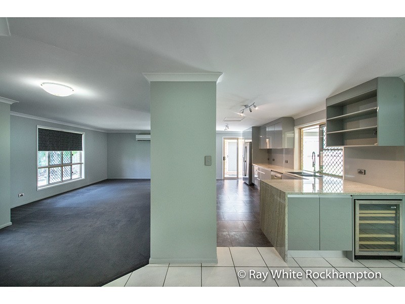 7 Hendy Drive, Glenlee QLD 4711