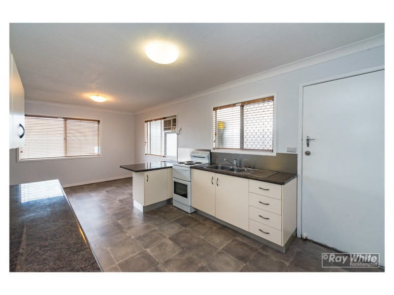 226 Richardson Road, Park Avenue QLD 4701