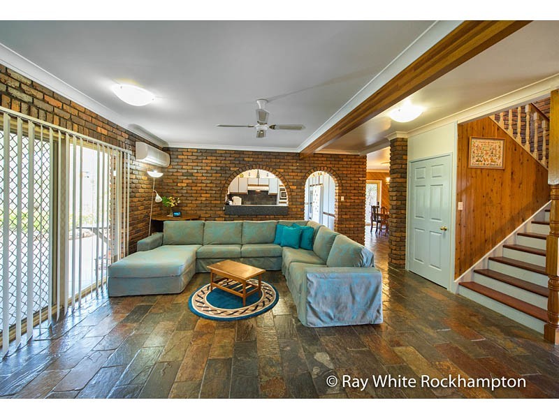 12 Schlencker Drive, Glenlee QLD 4711