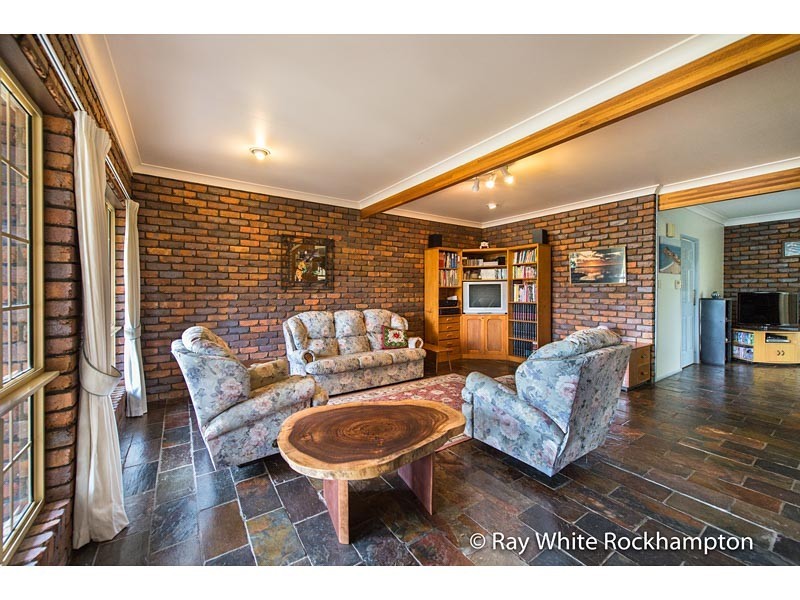 12 Schlencker Drive, Glenlee QLD 4711