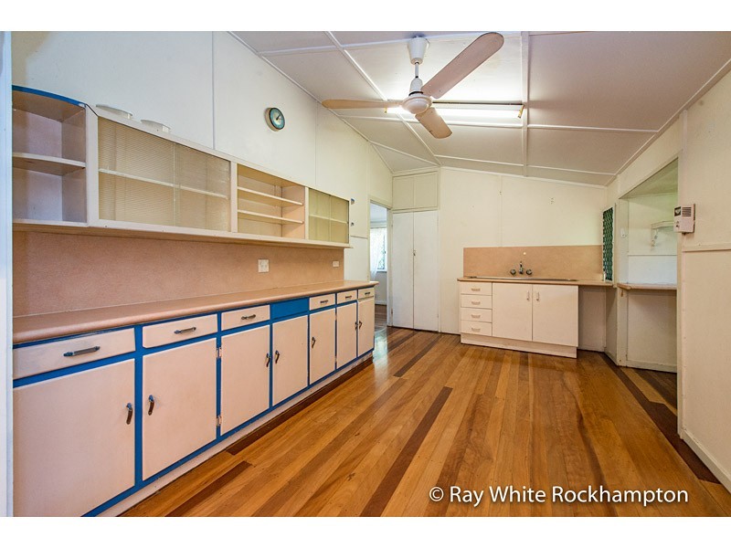 280 Upper Dawson Road, The Range QLD 4700