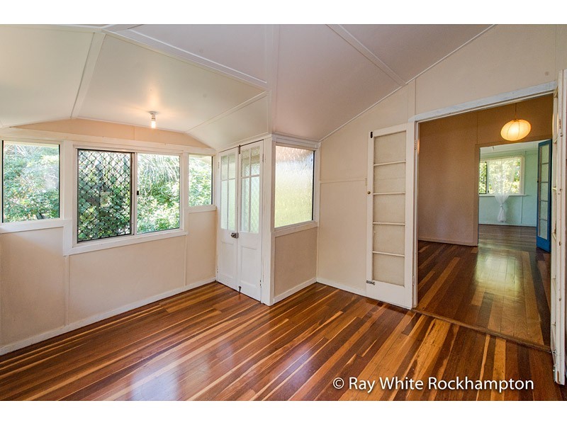 280 Upper Dawson Road, The Range QLD 4700