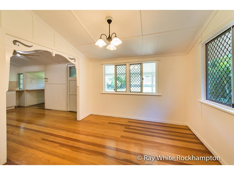 280 Upper Dawson Road, The Range QLD 4700