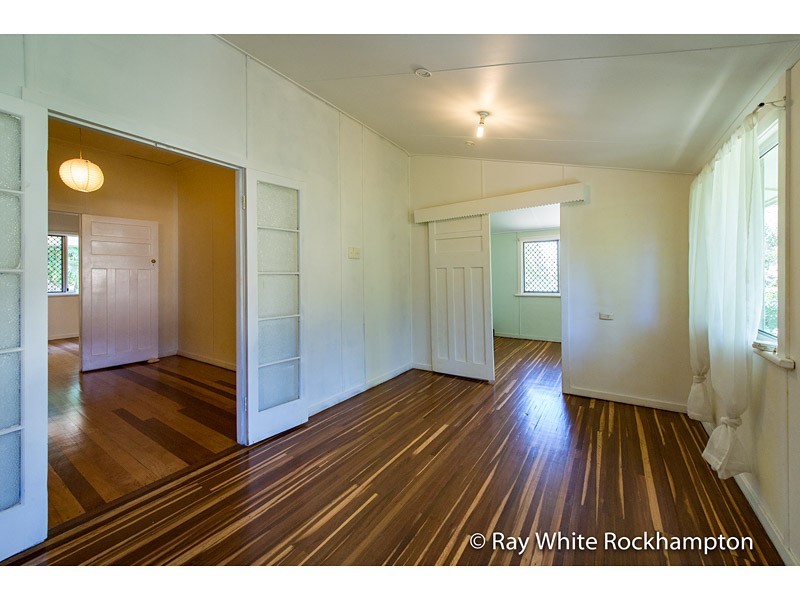 280 Upper Dawson Road, The Range QLD 4700