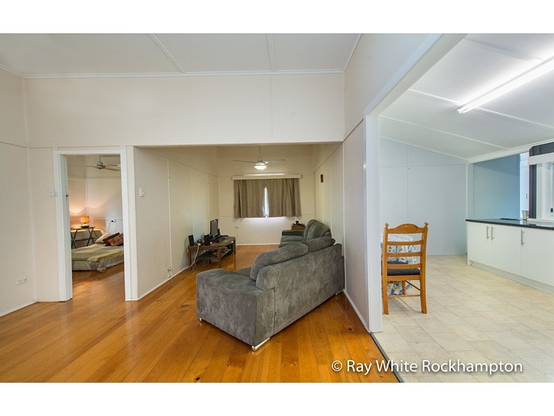 29 Edward Street, Berserker QLD 4701