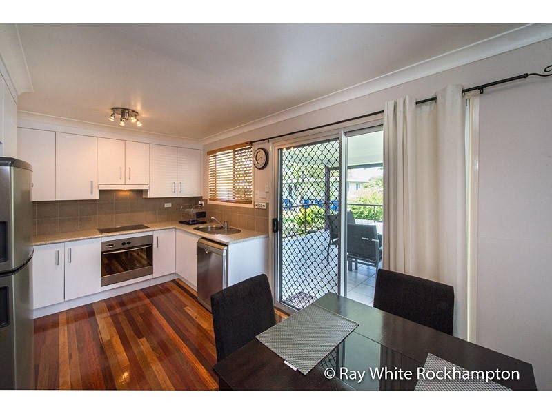 5 Buntain Street, Kawana QLD 4701