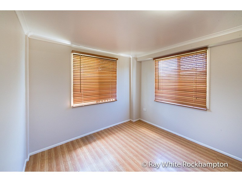 5 Buntain Street, Kawana QLD 4701