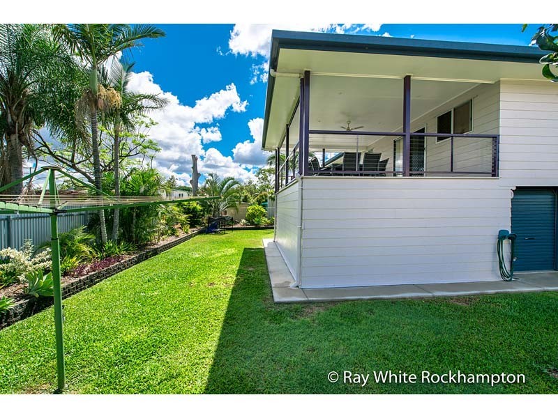 5 Buntain Street, Kawana QLD 4701