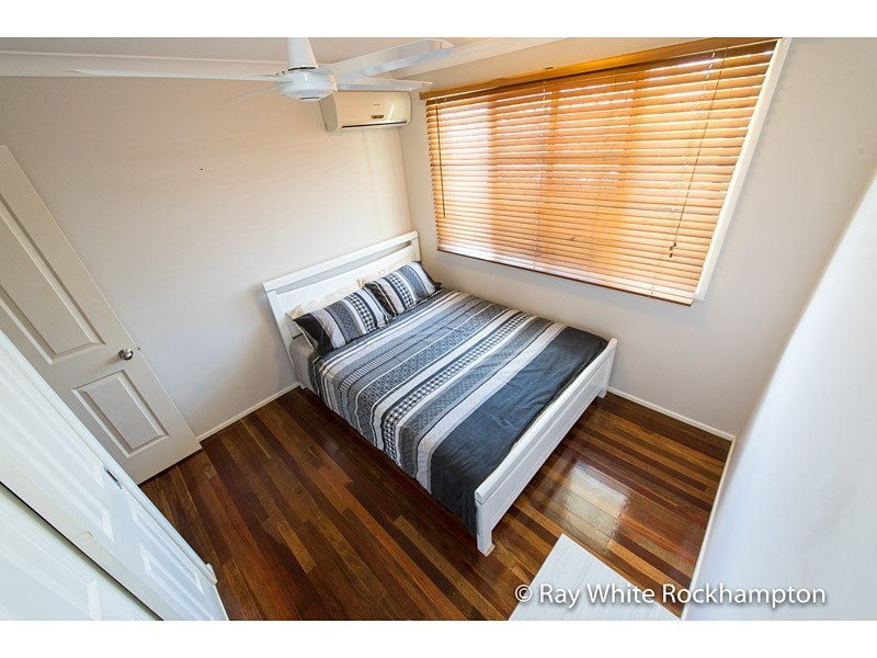 5 Buntain Street, Kawana QLD 4701