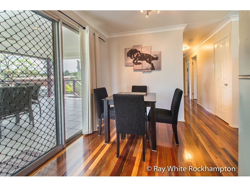 5 Buntain Street, Kawana QLD 4701