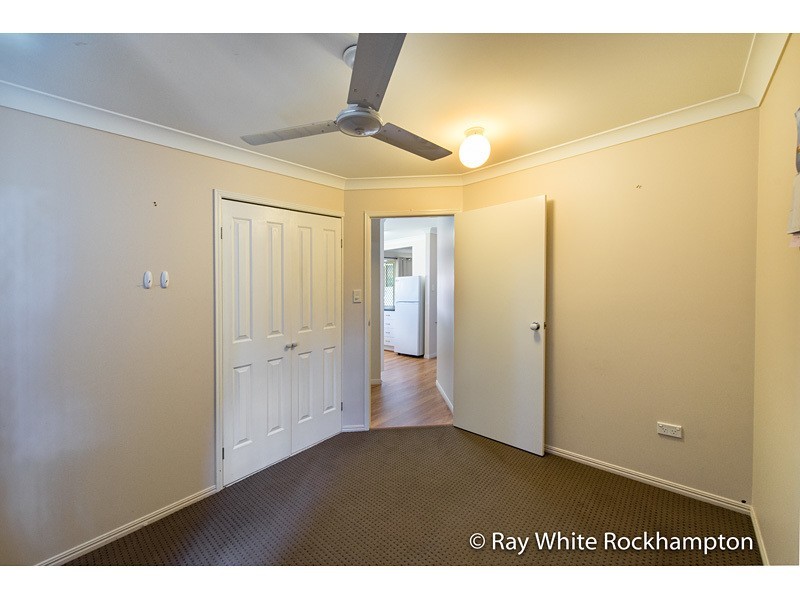 27 Bean Avenue, Parkhurst QLD 4702