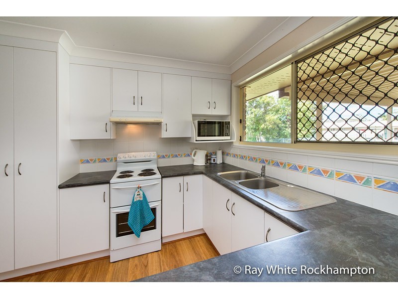 27 Bean Avenue, Parkhurst QLD 4702