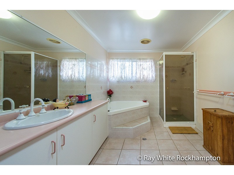 10 Belfield Avenue, Frenchville QLD 4701