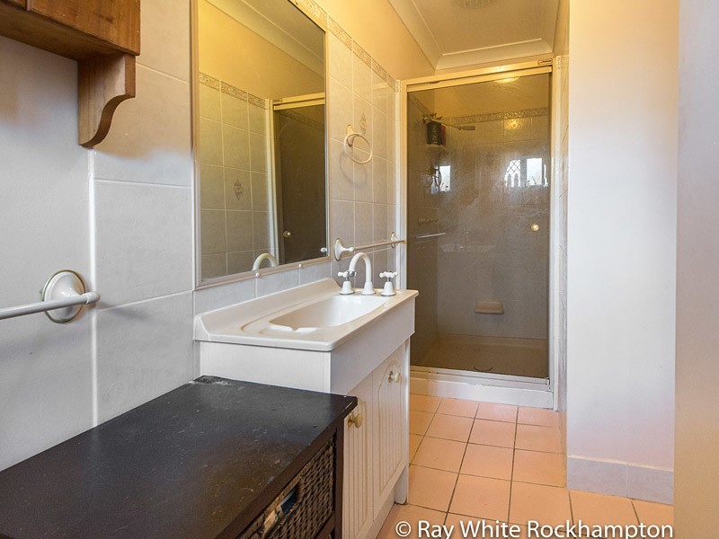 10 Belfield Avenue, Frenchville QLD 4701