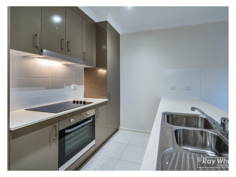 9/12-16 Elphinstone Street, Berserker QLD 4701