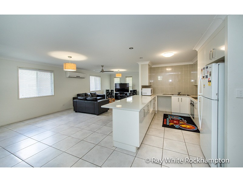 199 Ascot Lane, Berserker QLD 4701