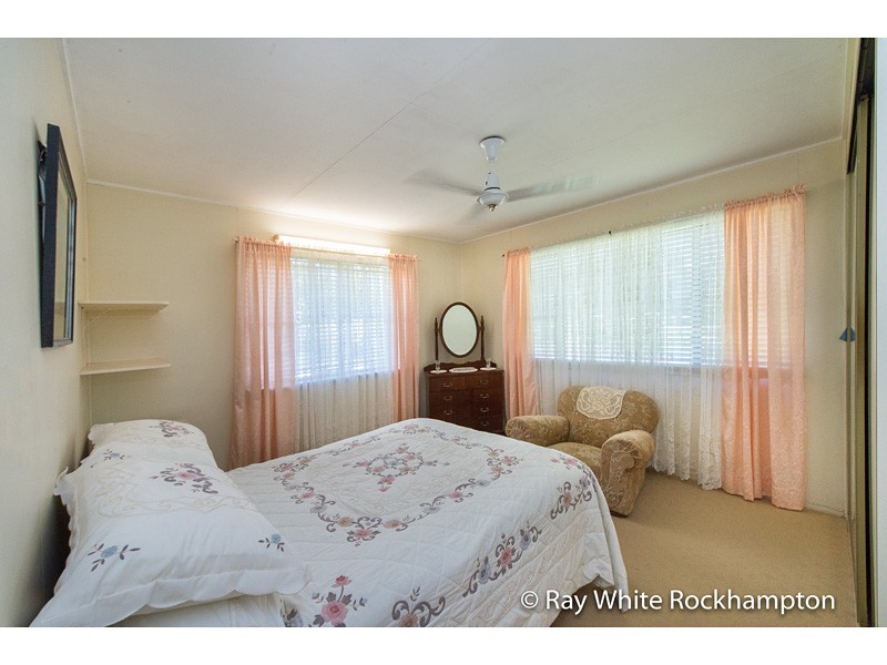 54 Harrow Street, West Rockhampton QLD 4700