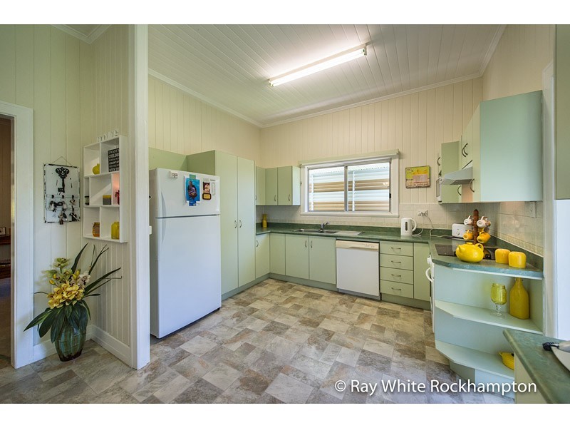 235 Lakes Creek Road, Berserker QLD 4701