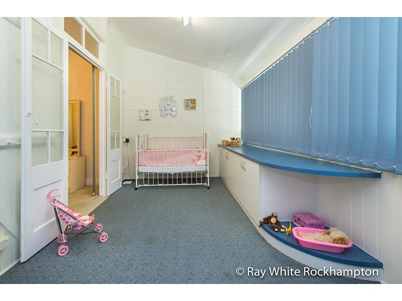 235 Lakes Creek Road, Berserker QLD 4701