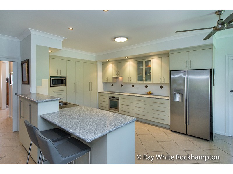 2 Jewell Court /12 Plover Street, Parkhurst QLD 4702