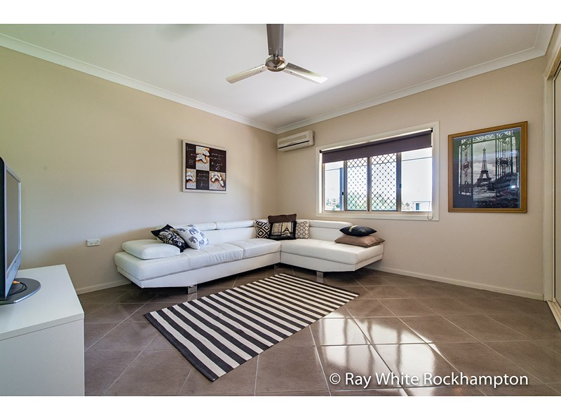 2 Jewell Court /12 Plover Street, Parkhurst QLD 4702