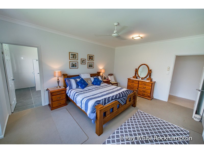 2 Jewell Court /12 Plover Street, Parkhurst QLD 4702