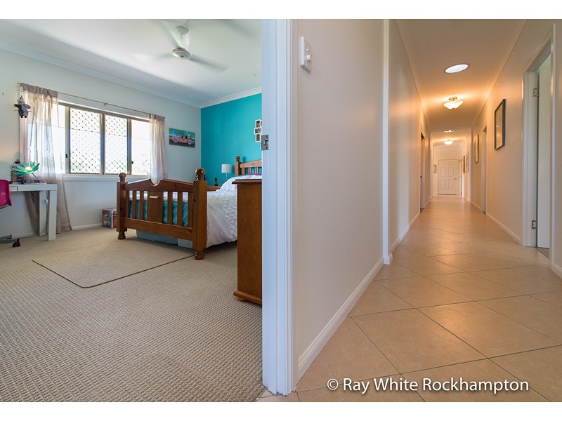 2 Jewell Court /12 Plover Street, Parkhurst QLD 4702