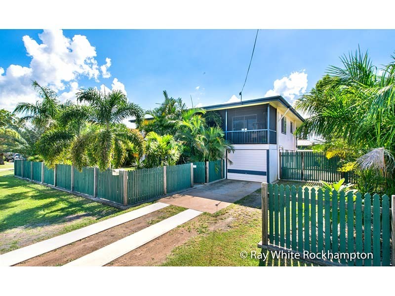 20 Stenlake Avenue, Kawana QLD 4701