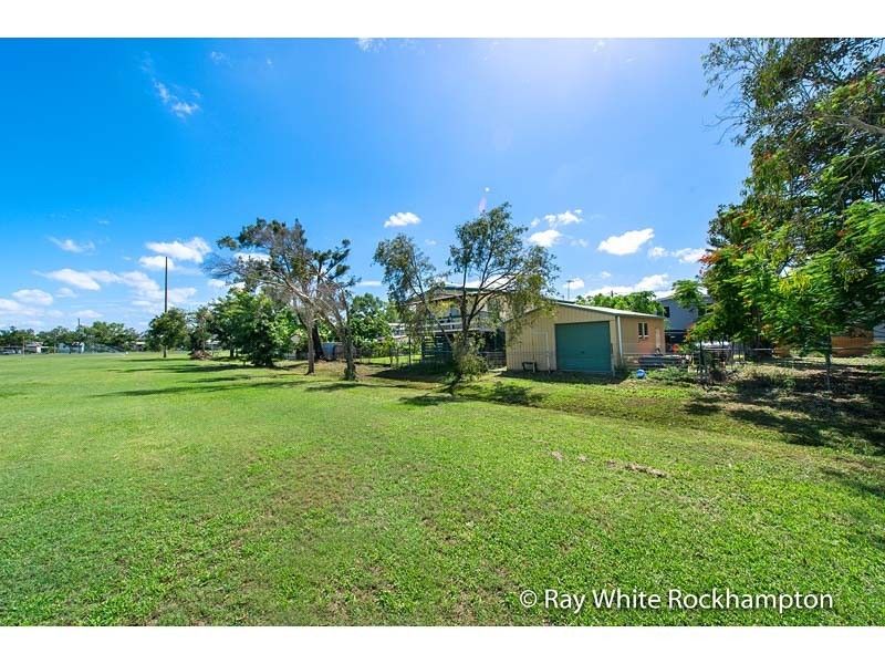 15 Nobbs Street, Berserker QLD 4701