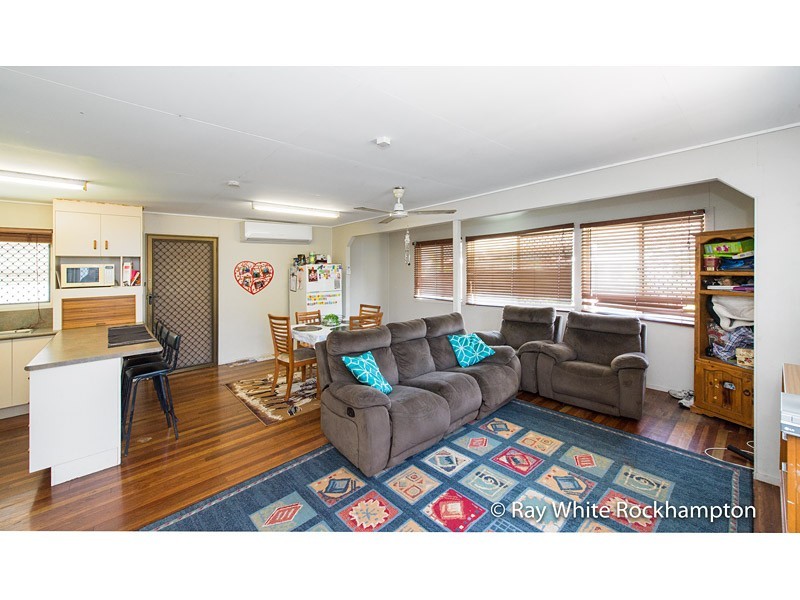 15 Nobbs Street, Berserker QLD 4701