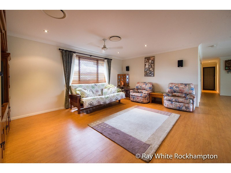 9 Trenwith Terrace, Rockyview QLD 4701