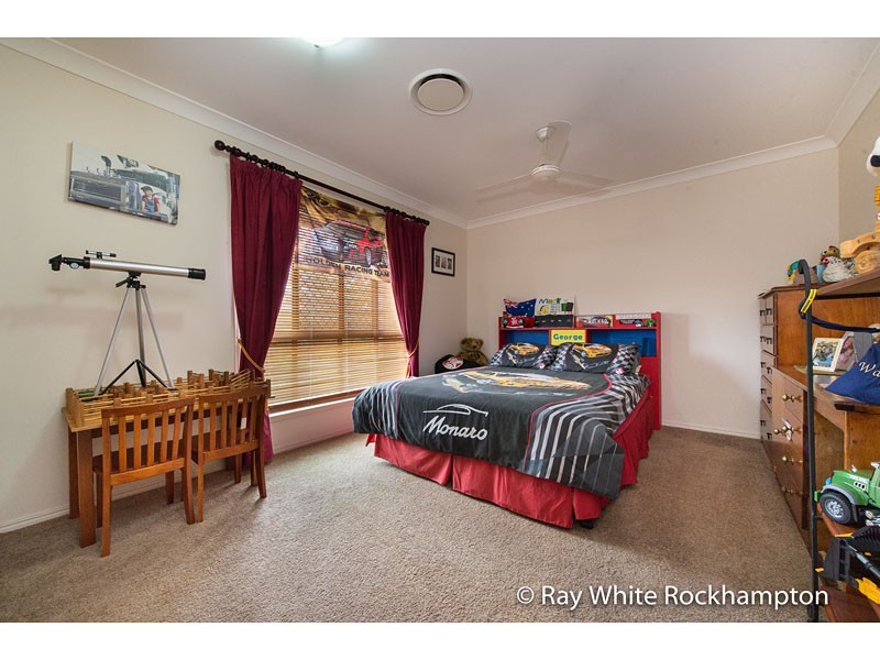 9 Trenwith Terrace, Rockyview QLD 4701