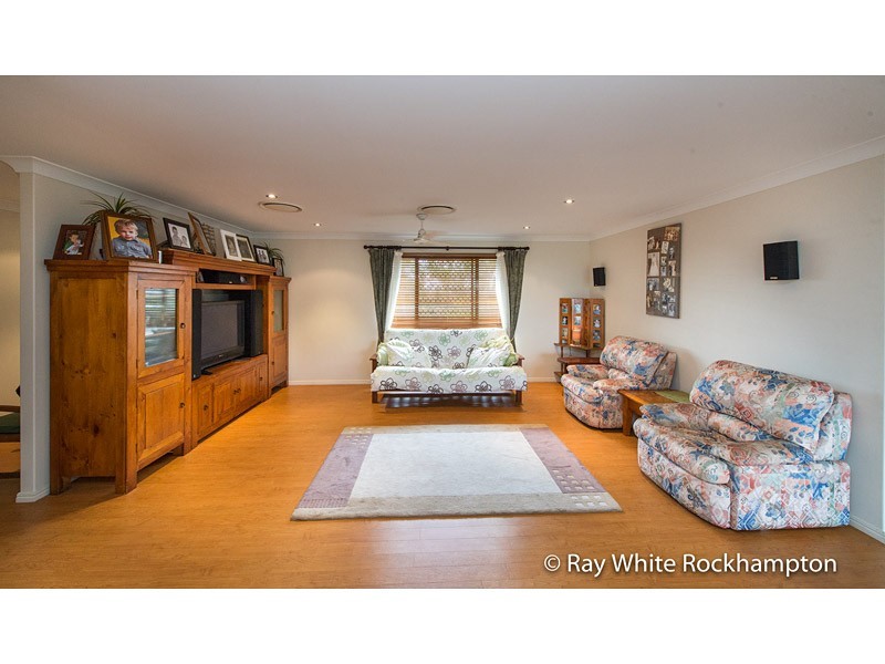 9 Trenwith Terrace, Rockyview QLD 4701