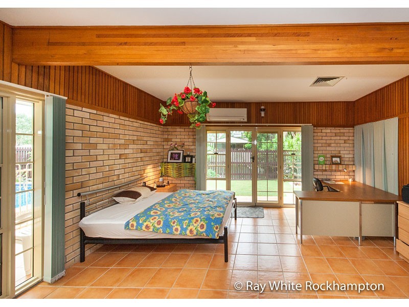 1A Bauhinia Terrace, The Range QLD 4700