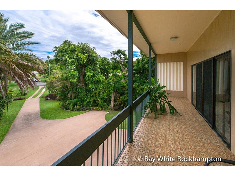 1A Bauhinia Terrace, The Range QLD 4700