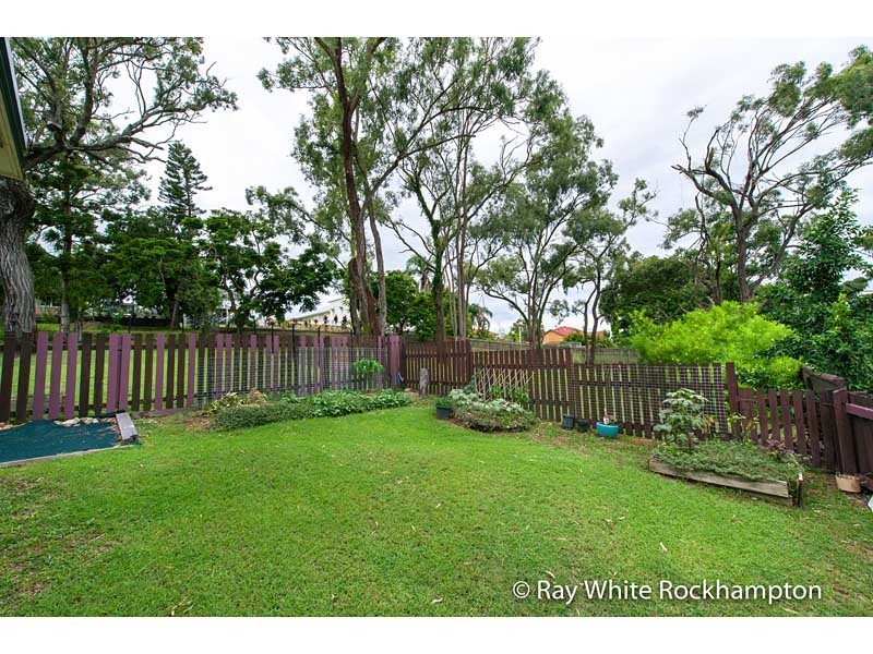 1A Bauhinia Terrace, The Range QLD 4700