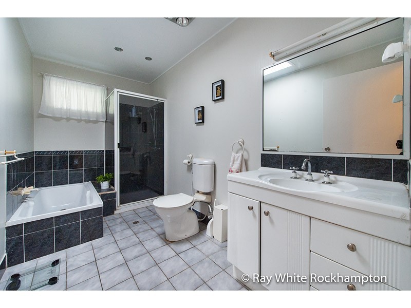 206 High Street, Berserker QLD 4701