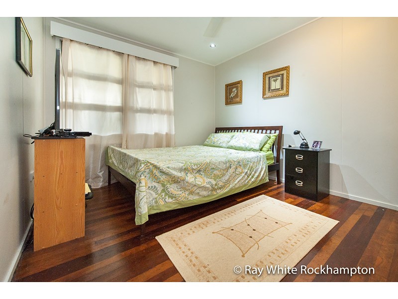 206 High Street, Berserker QLD 4701