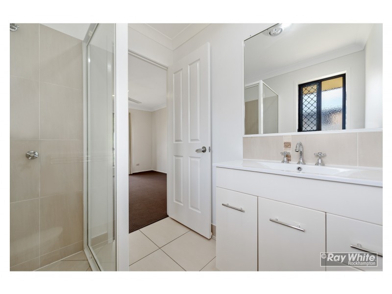 35 Origano Avenue, Gracemere QLD 4702
