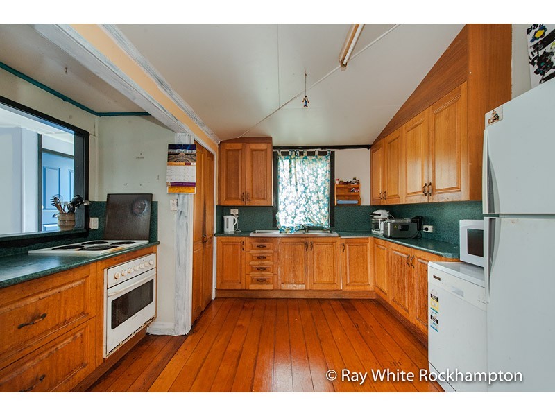 14 Ellis Street, Berserker QLD 4701