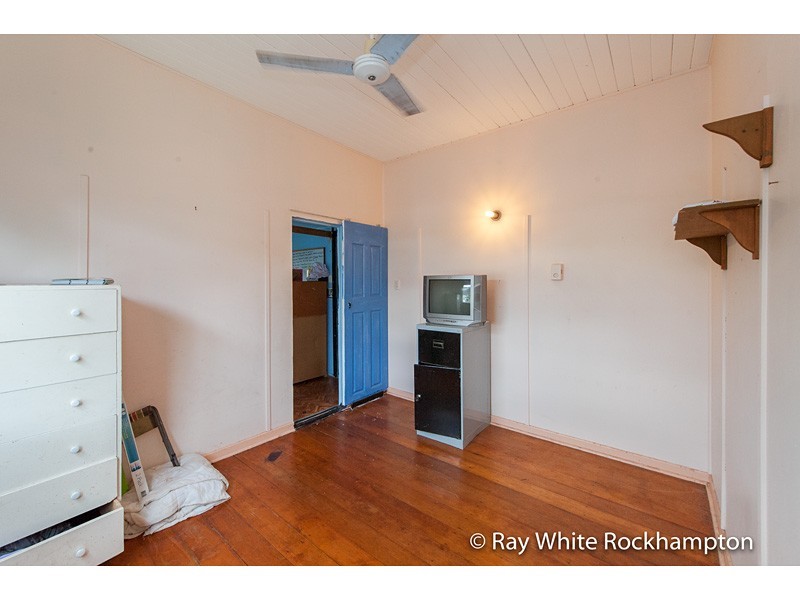 14 Ellis Street, Berserker QLD 4701