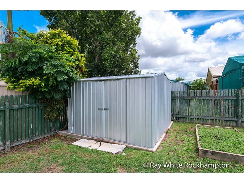 18 Bondeson Drive, Parkhurst QLD 4702