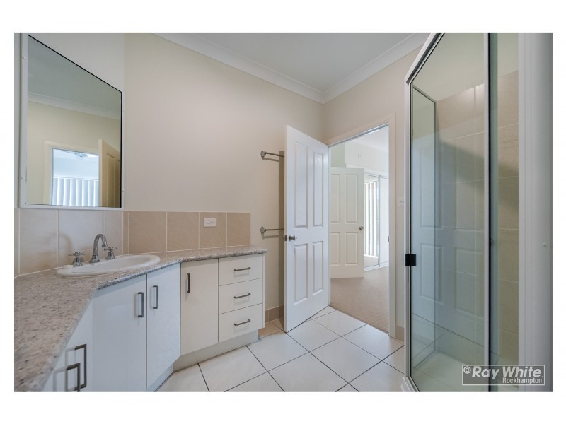 4/200 Denham Street, Allenstown QLD 4700