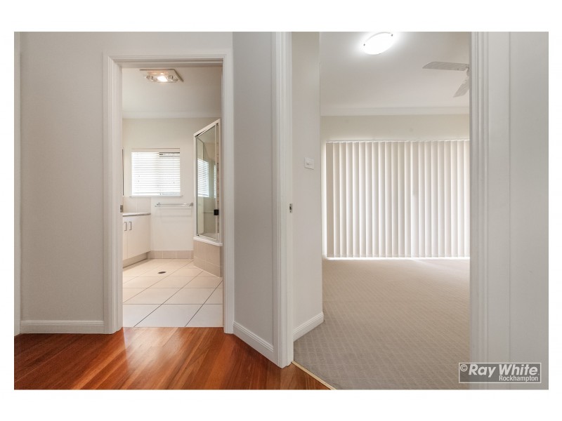 4/200 Denham Street, Allenstown QLD 4700