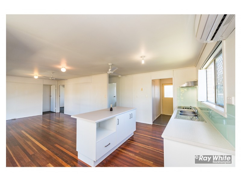 287 Pattemore Street, Kawana QLD 4701