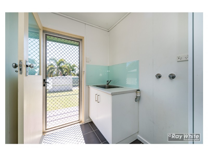 287 Pattemore Street, Kawana QLD 4701
