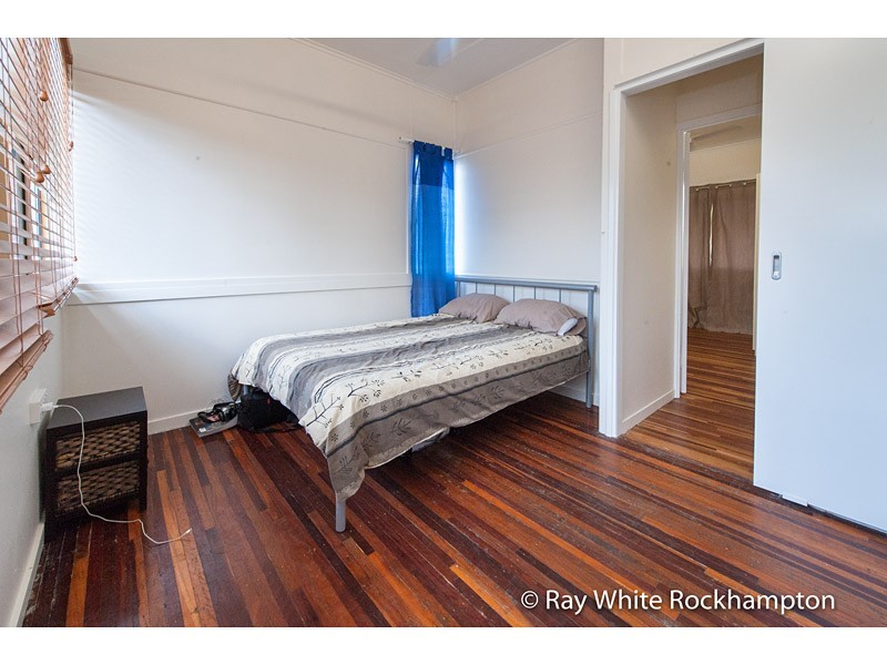 102 Haynes Street, Park Avenue QLD 4701