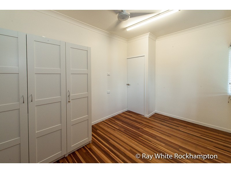 102 Haynes Street, Park Avenue QLD 4701