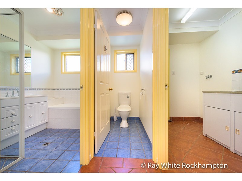 19 Bean Avenue, Parkhurst QLD 4702